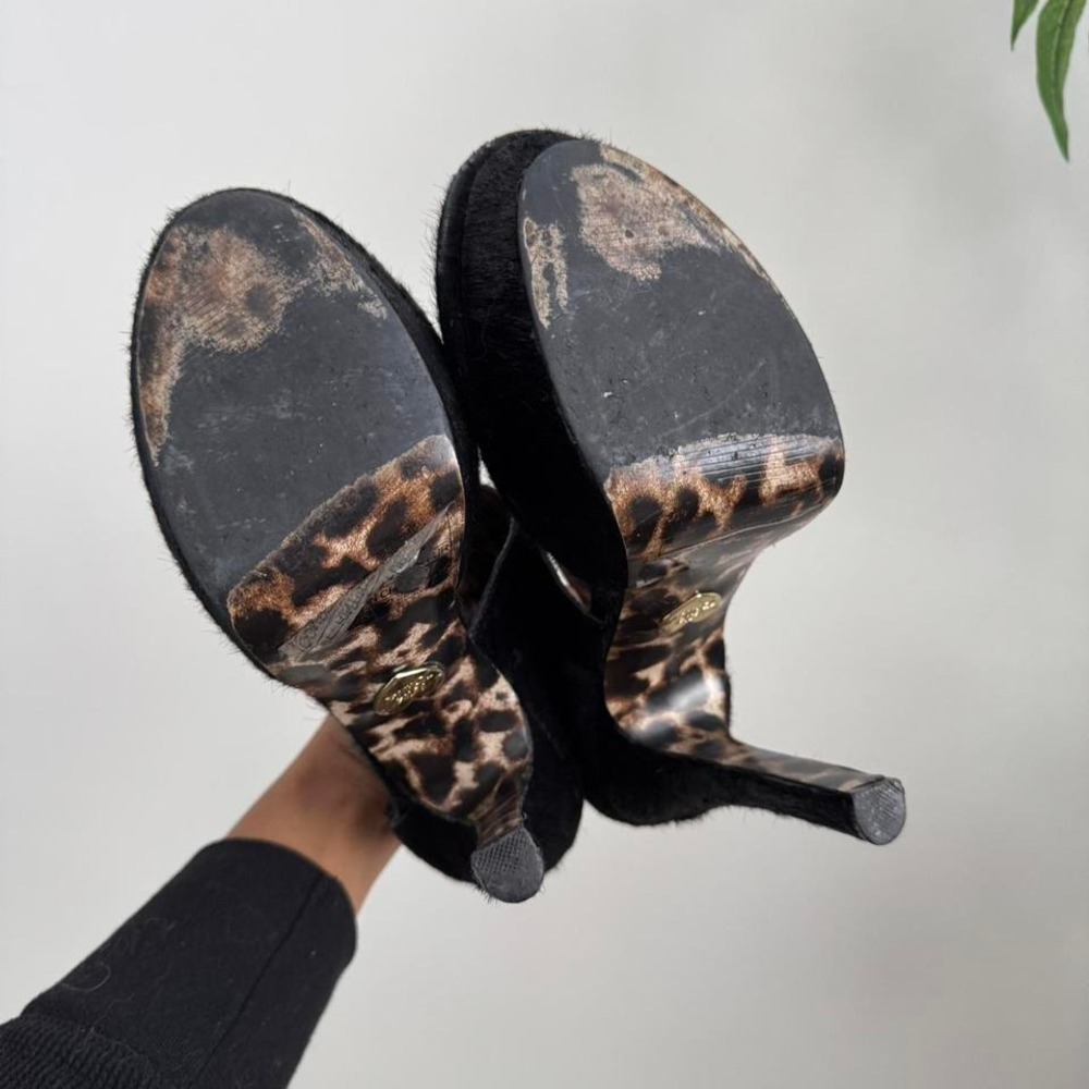 Betsey Johnson Black Real Fur Platform Heel Size 8.5 - Picture 7 of 8